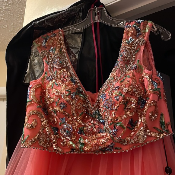 pageant 2-piece gown from Sherri Hill 2019 spring collection - Picture 4 of 4